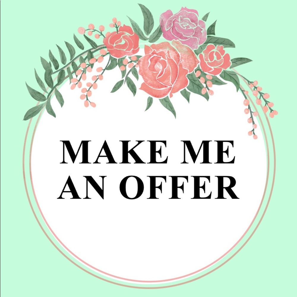 SHOP NOW! ACCEPTING REASONABLE OFFERS 🌺